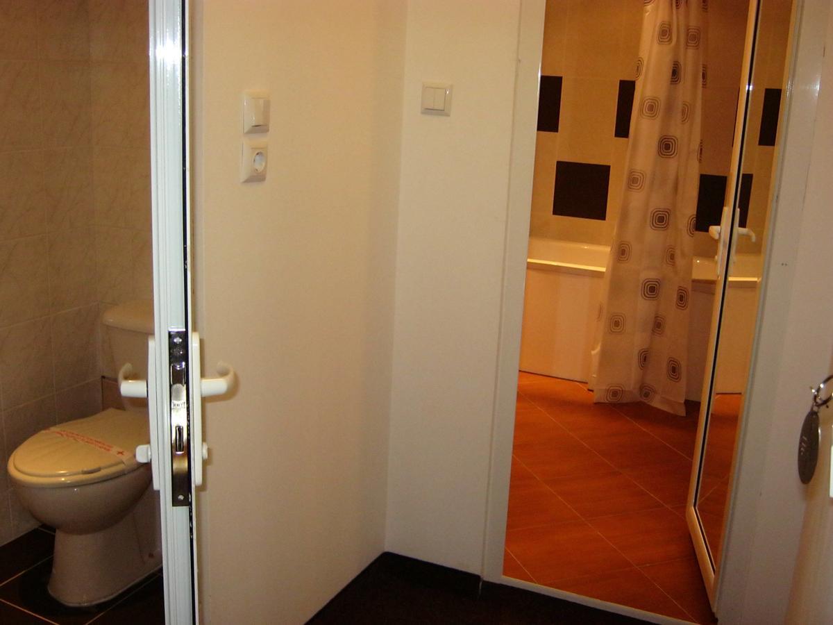 Motel Koziyat Rog Malko Tŭrnovo Kültér fotó
